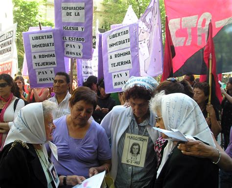 Reclamo Un Nime Por La Libertad De Romina Tejerina En Buenos Aires