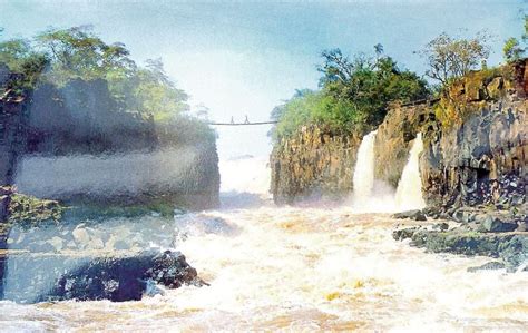 Saltos del Guairá uno de los cuatro paraísos perdidos Interior