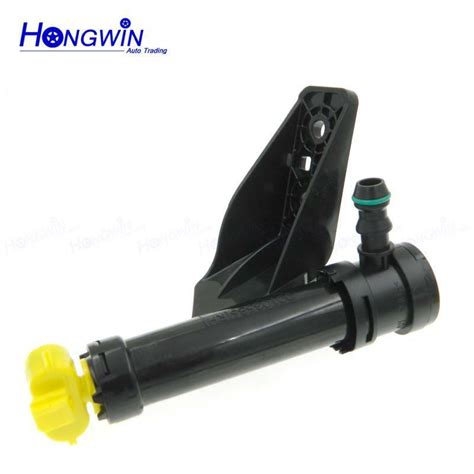 B Right Headlamp Washer Spray Nozzle Jet For Hyundai Genesis