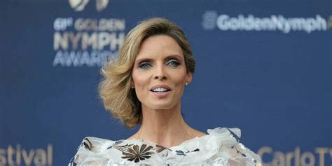 Miss France Sylvie Tellier Met Les Points Sur Les I Avant Son D Part