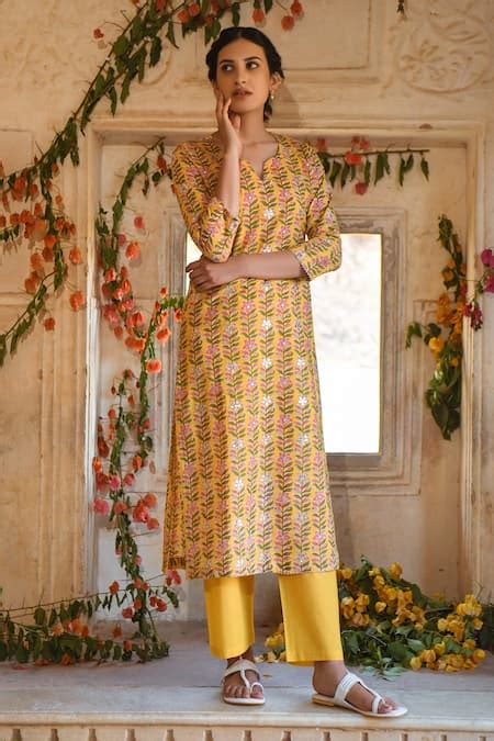 Buy Yellow Cotton Embroidery Notched Floral Print Kurta And Pant Set