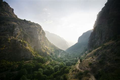 Hiking the scenic border-to-border Lebanon Mountain Trail – Lonely ...