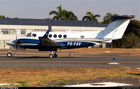 PS FAV Beechcraft B200GT King Air 250 Private LazaroEdu JetPhotos