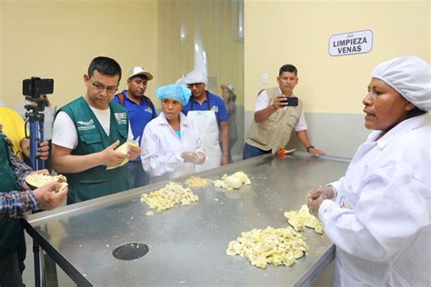 AGROIDEAS MIDAGRI on Twitter Se realizó la entrega de una planta