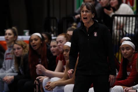 NCAAW: Stanford Cardinal coach Tara VanDerveer makes history - Swish Appeal