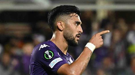 Nico Gonzalez Scoppia Il Caso La Fiorentina Allontana Le Polemiche