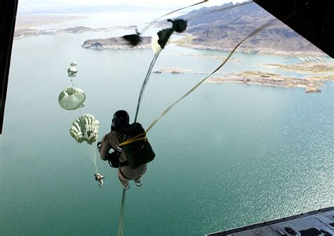 Usaf Pararescuemen Parachute Jump