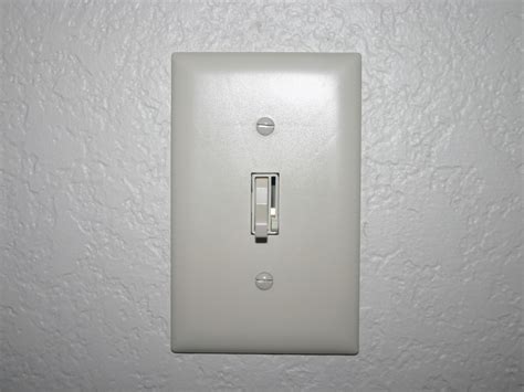 Set The Mood: Install A Dimmer Switch - Buildipedia