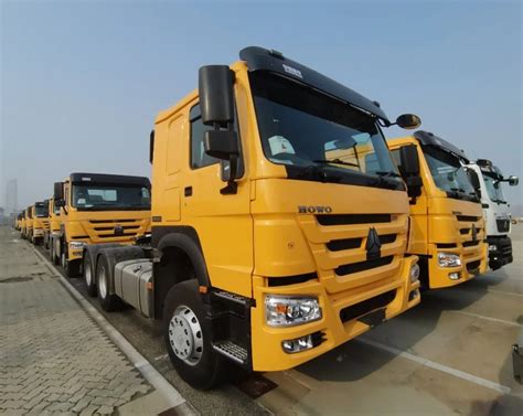 Sinotruk Cnhtc Factory Price Hot Sale HOWO 4X2 6X4 8X4 300 340 380