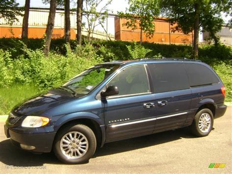 2001 Patriot Blue Pearl Chrysler Town Country Limited 29004916 Photo