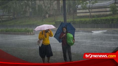 BMKG Keluarkan Peringatan Dini Cuaca Hujan Disertai Petir Di Sebagian