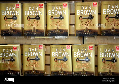 Dan Brown S The Lost Symbol In London Bookshop Stock Photo Alamy