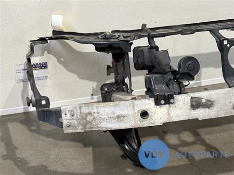 Front panel Mercedes E 2.2 E-220 CDI 16V - A2116200316