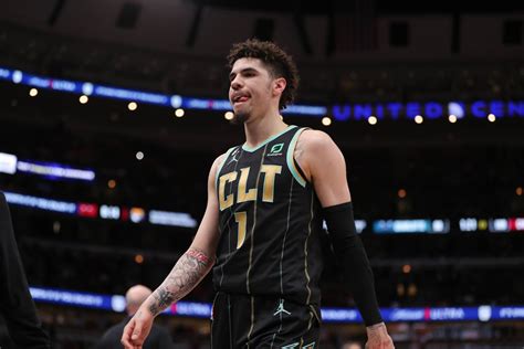 NBA rules force LaMelo Ball to cover up neck tattoo