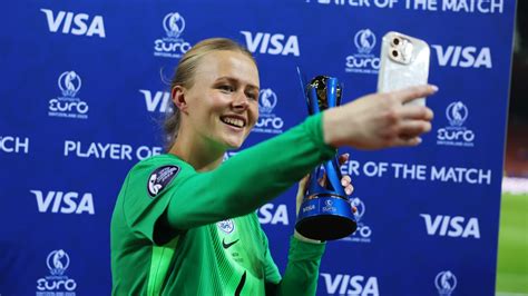 Hannah Hampton: England No1 who defied doctors then ousted Mary Earps