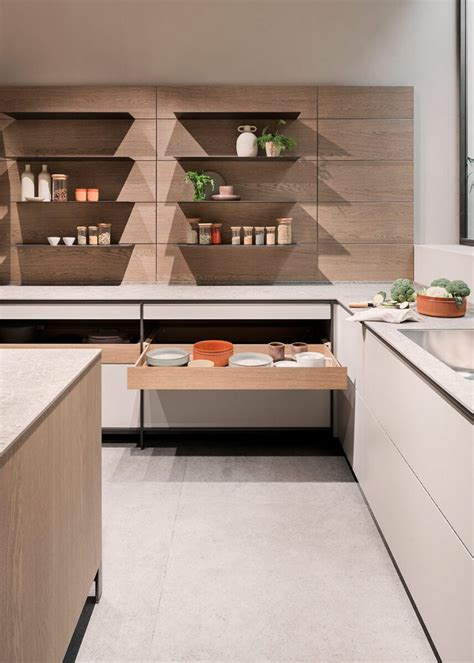 Combinación de la madera natural con el color nude Materials LLobregat