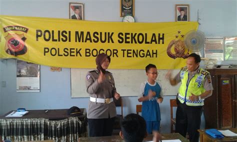 Polsek Bogor Tengah Luncurkan Program Polisi Masuk Sekolah Website