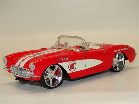 Schaalmodel Chevrolet Corvette 1957 Maisto Kringwinkel