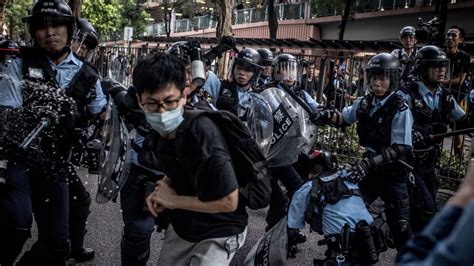 【香港要闻】曾铁腕助习 石泰峰料参与港澳事务；文学双年奖dq敏感作品 反送中逾万人被捕 18岁以下近2成 石泰峰 中央统战部长