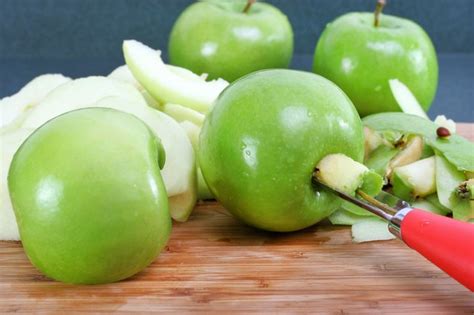 How To Julienne An Apple Ehow