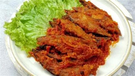 Resep Tongkol Balado Pedasnya Nampol Awur Awur Dengan Nasi Panas