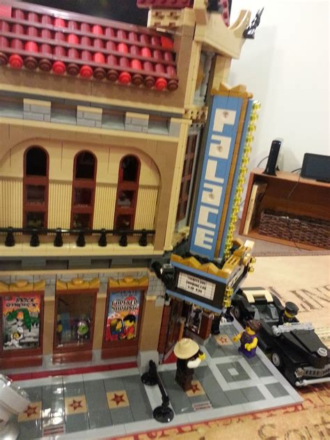 LEGO 10232: Palace Cinema - REVIEW