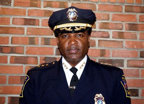 Vernon Riddick Sworn in as New West Hartford Police Chief - We-Ha ...