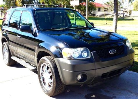 Find Used 2005 Ford Escape Xlt Sport Utility 4 Door 30l In Hialeah