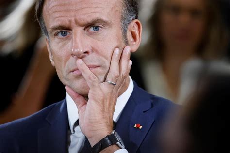 Ormai Macron Non Ne Azzecca Più Una Tempi