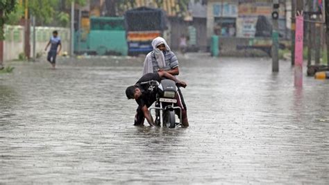 Monsoon Tracker Imd Issues Red Alert For 4 Kerala Districts Know More