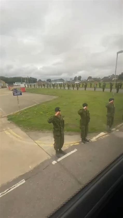 As Ukrainian soldiers complete training, Canadian instructors show ...