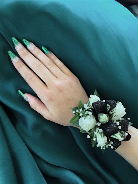 Graduation Corsage Bracelet Corsage Prom Prom Flowers Corsage Prom