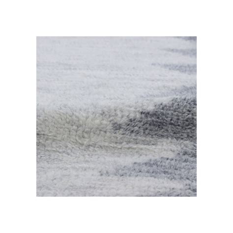 The Shaggy Wool Rug That's a Tree Hugger