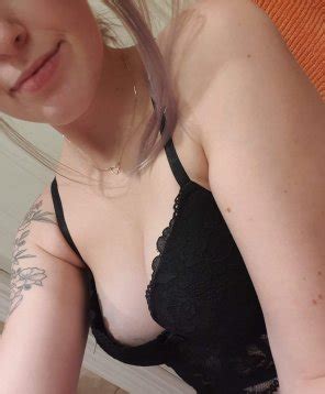 Love black lingerie ðŸ F 19 Porn Pic