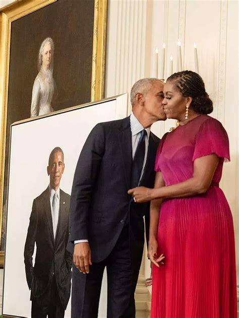 Barack Michelle Obama Return To The White House Here S Why