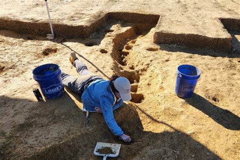 Dig uncovers evidence of Revolutionary War prison camp location