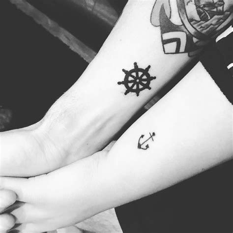 Peque Os Tatuajes Que Son Perfectos Para Ilustrar El Amor Entre T Y