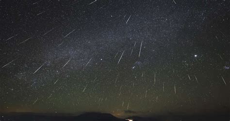 Hujan Meteor Perseid 2019 Tempat Dan Cara Melihat