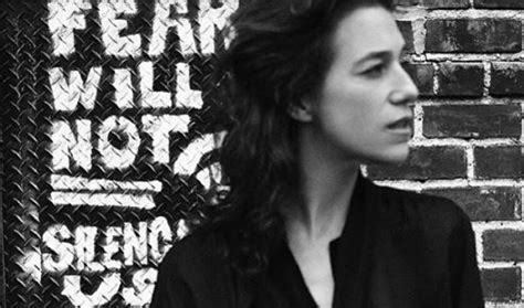 Il S Est L Ch Sur Moi Charlotte Gainsbourg Raconte Ce Gros Malaise