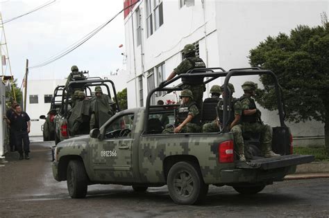 La Jornada Presuntos Sicarios Y Soldados Se Enfrentan En M Gica