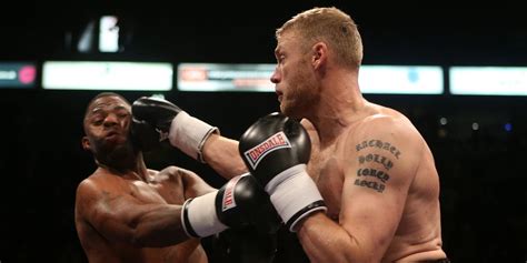 Freddie Flintoff wins debut boxing match