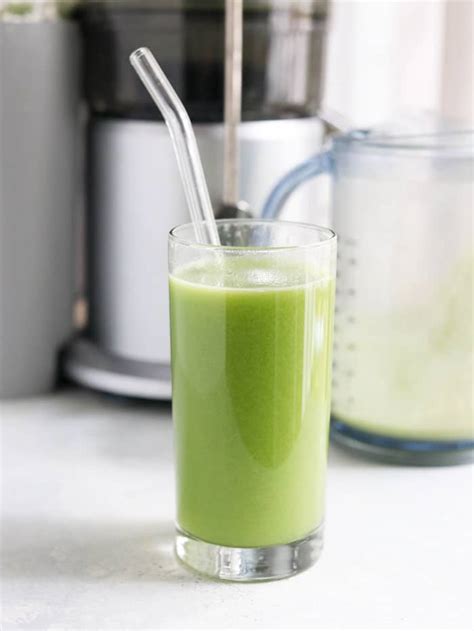 Celery Ginger Juice Recipe - Detoxinista