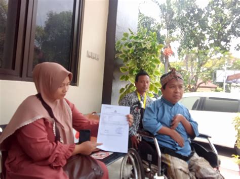 Jadi Korban Penipuan Haji Umroh Pria Disabilitas Lapor Polisi Jurnal