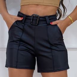 Short Feminino Cirrê Cintura Alta Cinto E Bolso Short Couro Fake