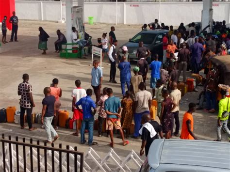 Photos Passengers Groan As Fuel Scarcity Long Queues Hit Lagos Abuja