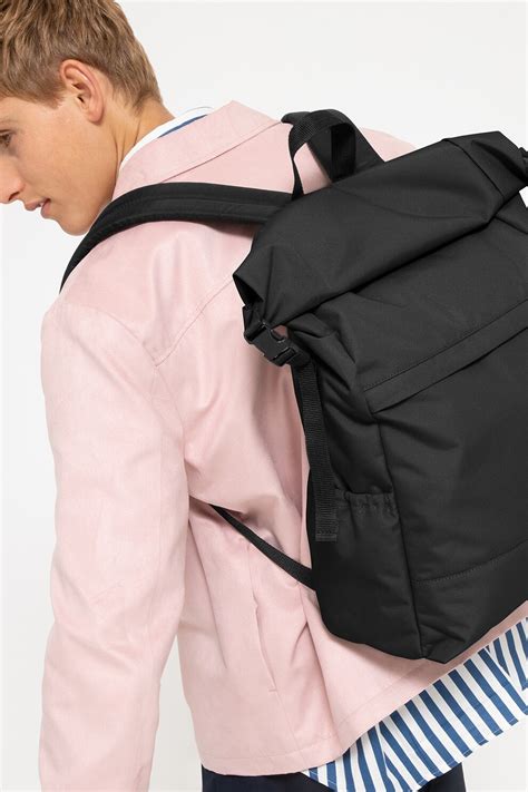 Eastpak Rucsac Unisex Cu Aplicatie Logo Chester Negru Emag Ro