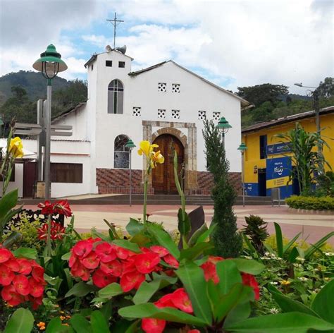 Parroquia Santa Cruz De La Colina Matanza Arquidiocesis De Bucaramanga