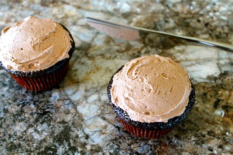 Mrs Schwartzs Kitchen Chocolate Spiderweb Cupcakes