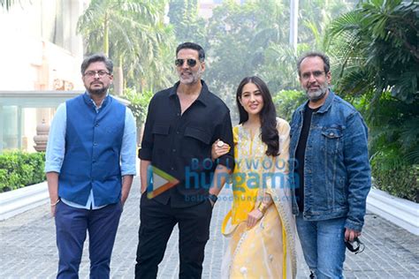 Photos Akshay Kumar Sara Ali Khan Aanand L Rai Promote Atrangi Re In