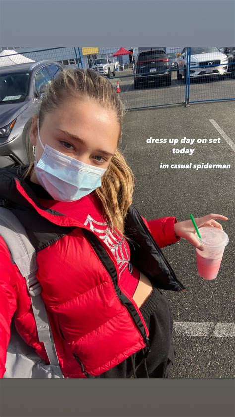 Lizzy Greene 11/02/2020 • CelebMafia